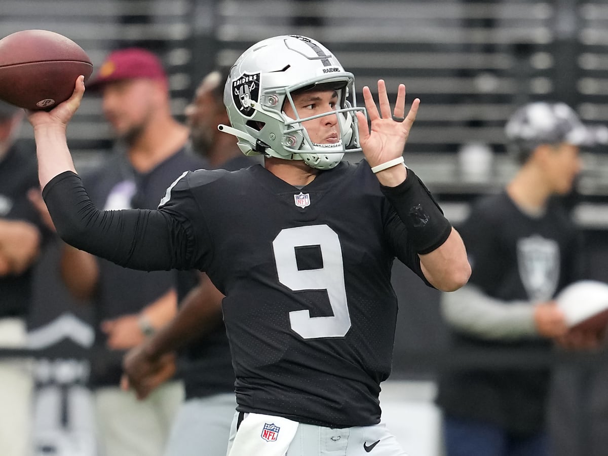 The Vikings Acquire QB Nick Mullens From the Raiders