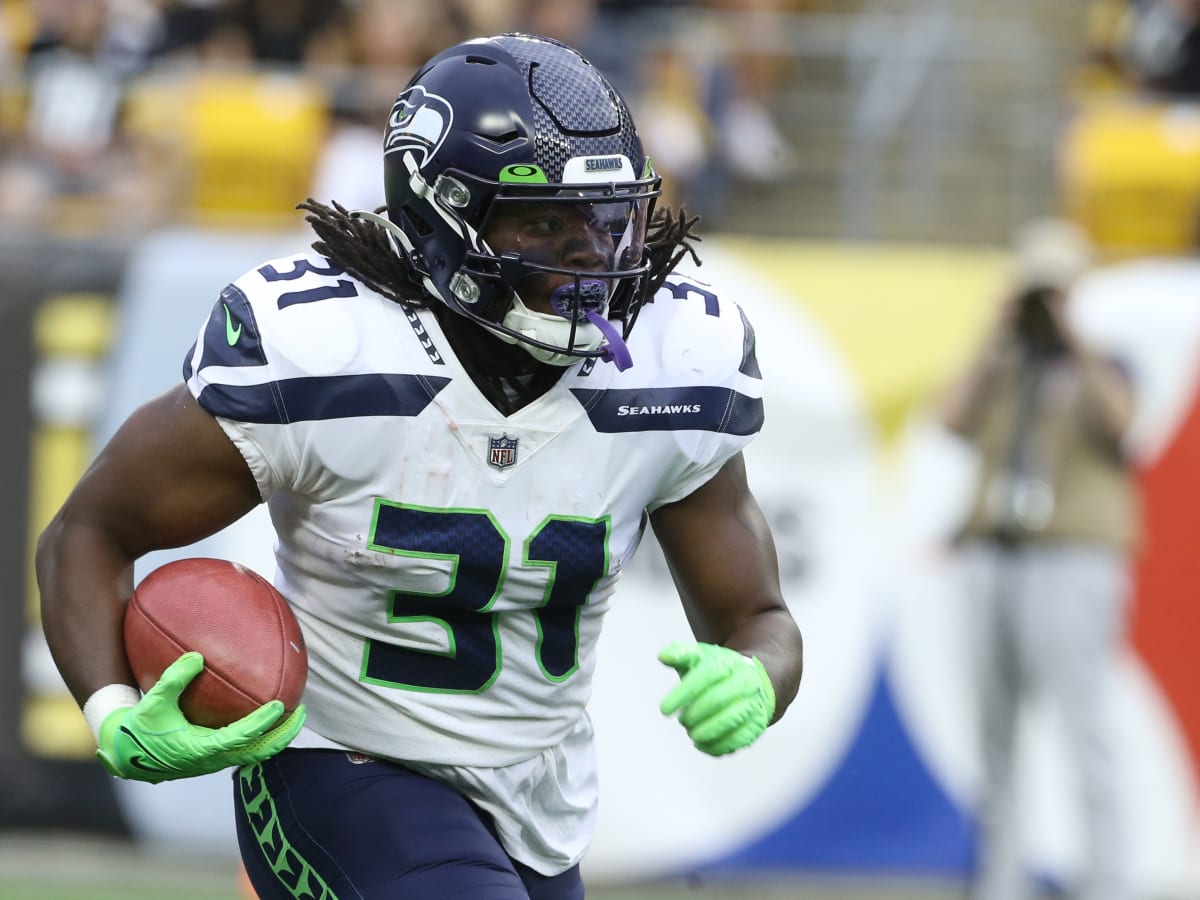 DeeJay Dallas and Travis Homer show well in preseason, could become factors  in Seahawks run game