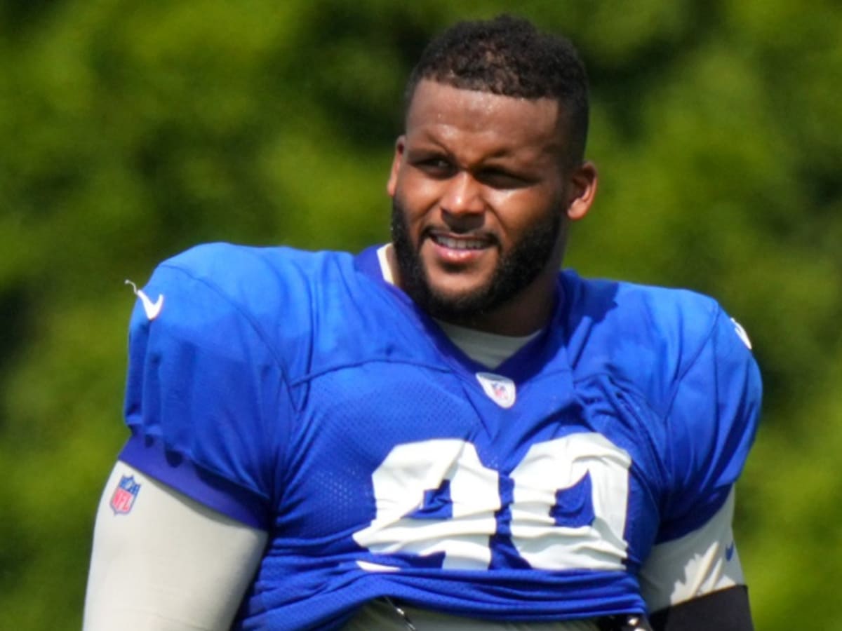 Bengals, Rams fight at practice; La'el Collins throws Floyd's helmet