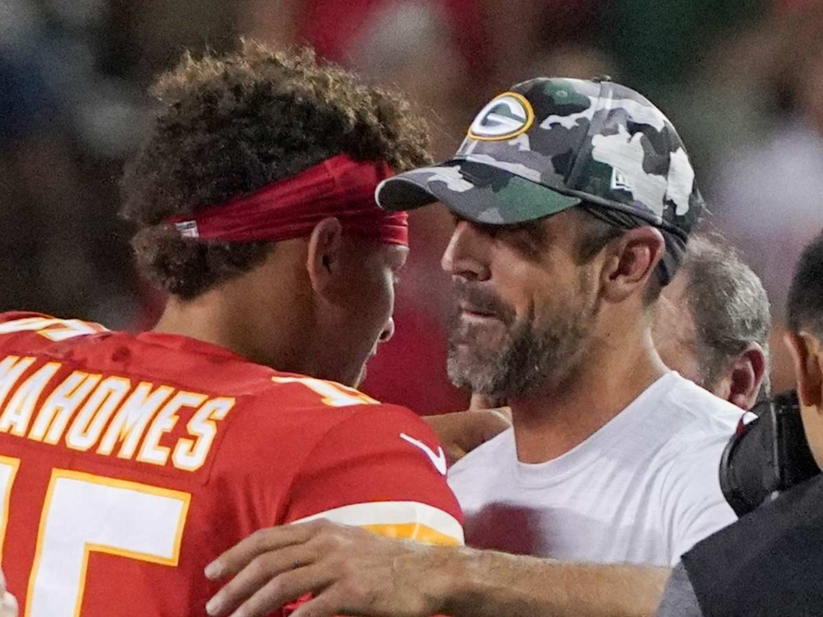 Packers avoid shut out, limp through a 13-7 loss to the Chiefs