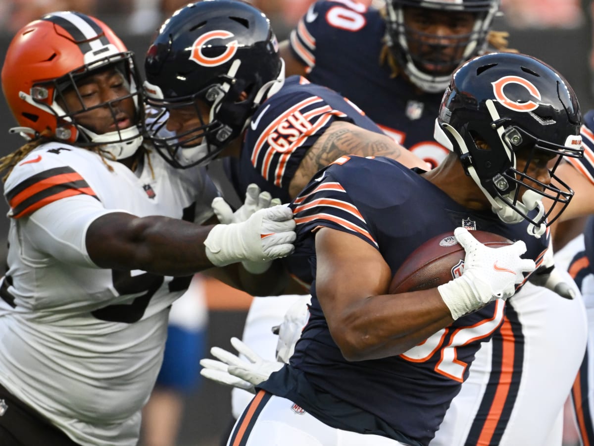 Chicago Bears safety Elijah Hicks (37) drops back in coverage