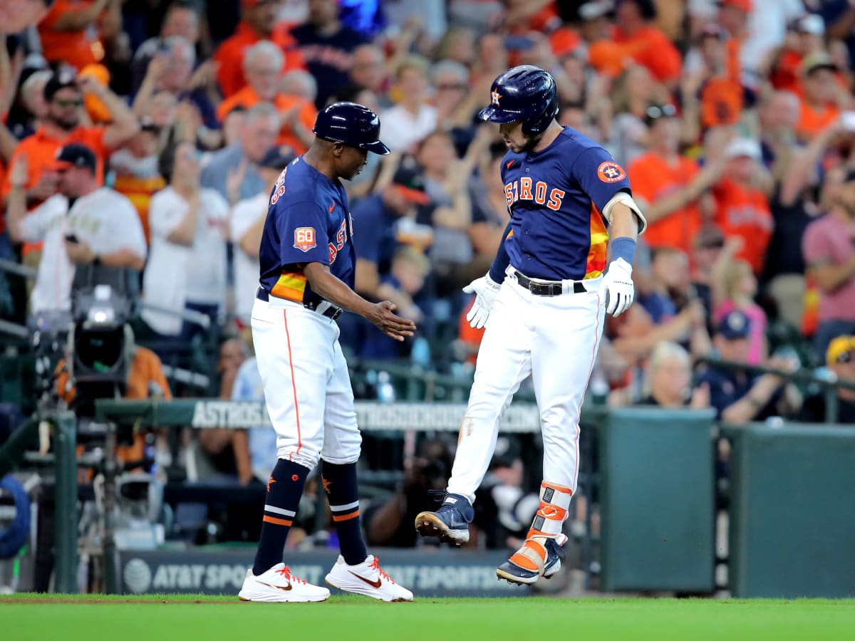 Astros' Verlander Exits Sunday's Game Early with Right Calf