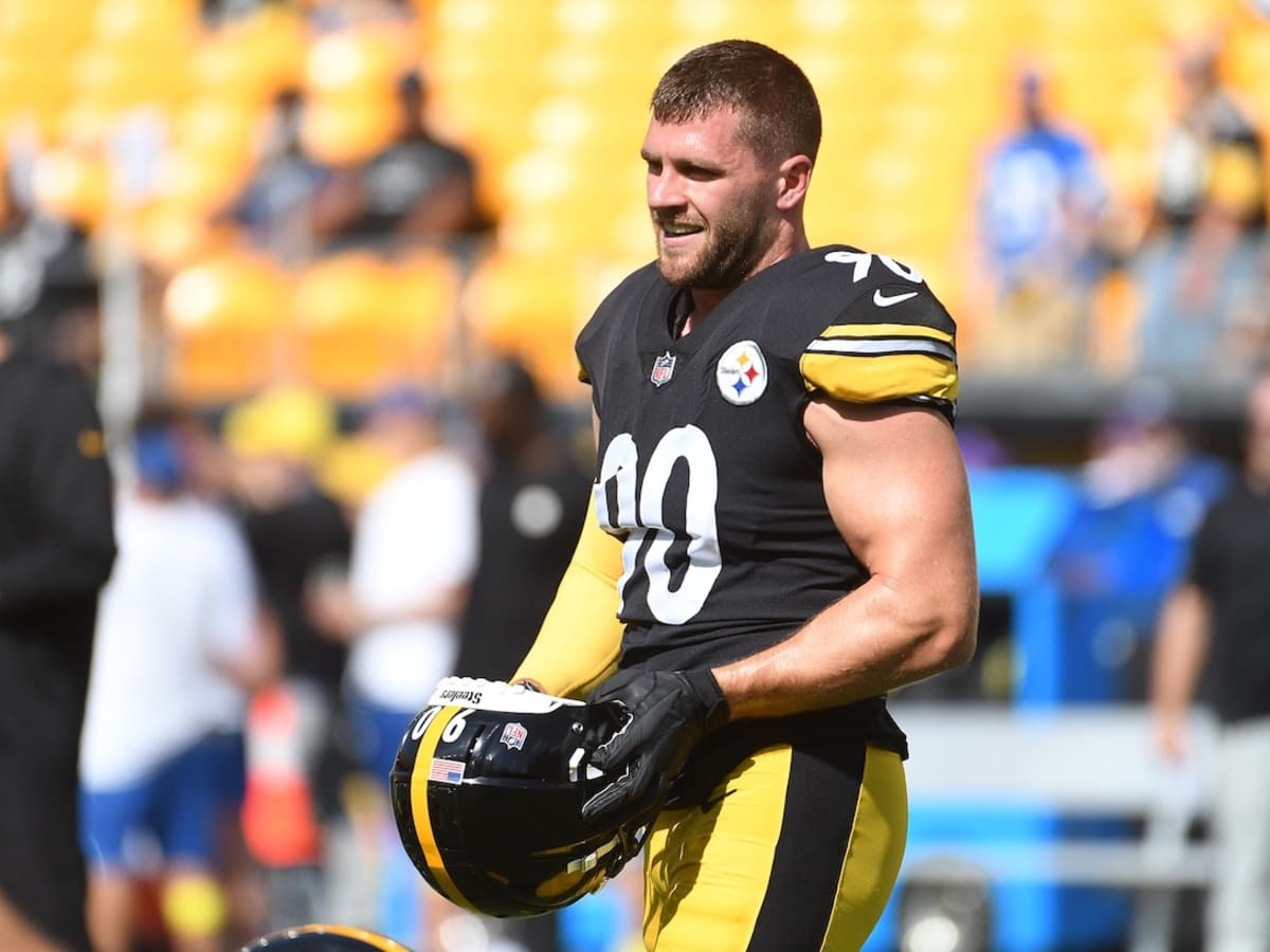 Pittsburgh Steelers QB Kenny Pickett Suffers Knee Injury - Sports  Illustrated Pittsburgh Steelers News, Analysis and More