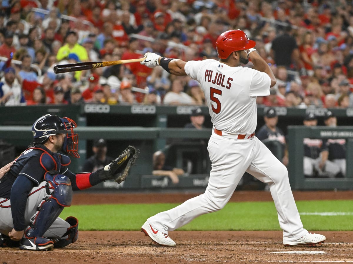MLB: Albert Pujols hits 696th career home run