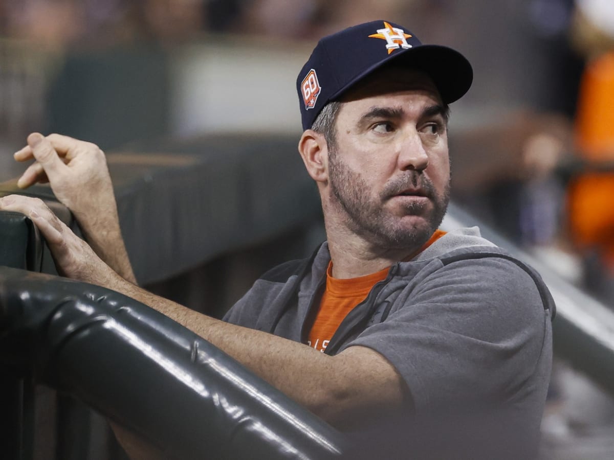 Astros' Justin Verlander exits game early due to calf injury