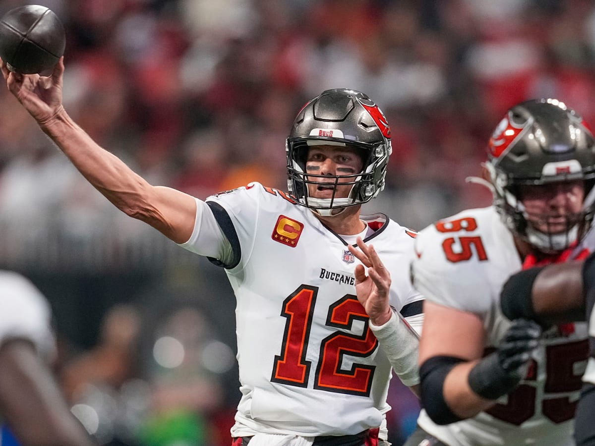 Tampa bay buccaneers 2022 nfc south division champions matchup