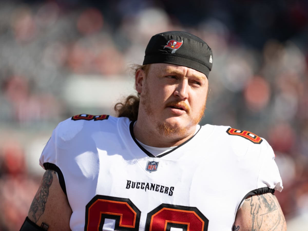 Ryan Jensen's Knee Injury Remains a Mystery - Tampa Bay Buccaneers, BucsGameday