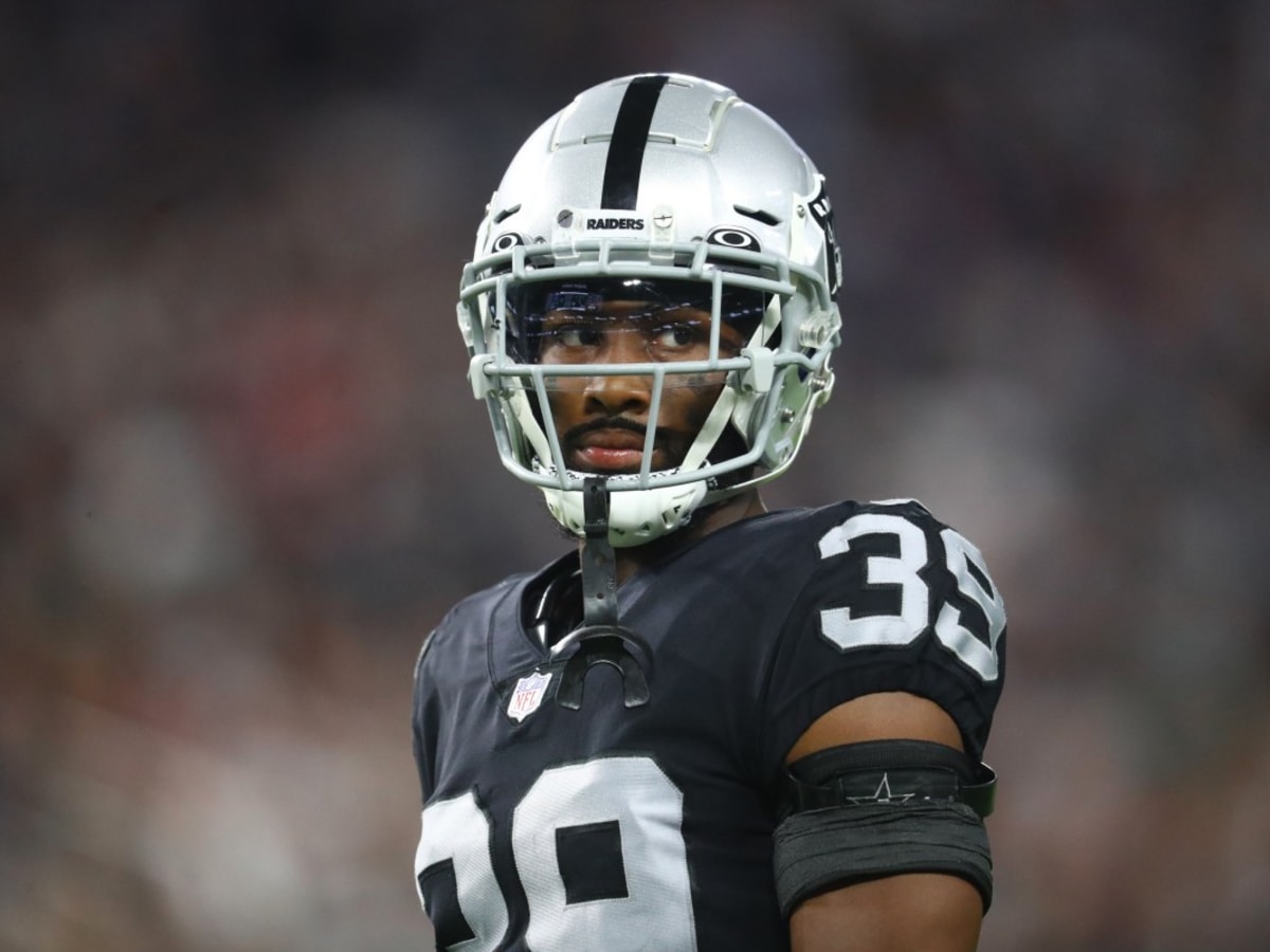 Las Vegas Raiders cornerback Nate Hobbs secures tipped