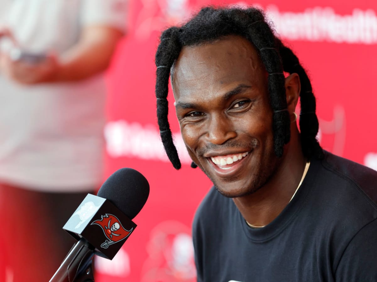 Tom Brady-Julio Jones Chemistry, Chris Godwin's Status & More