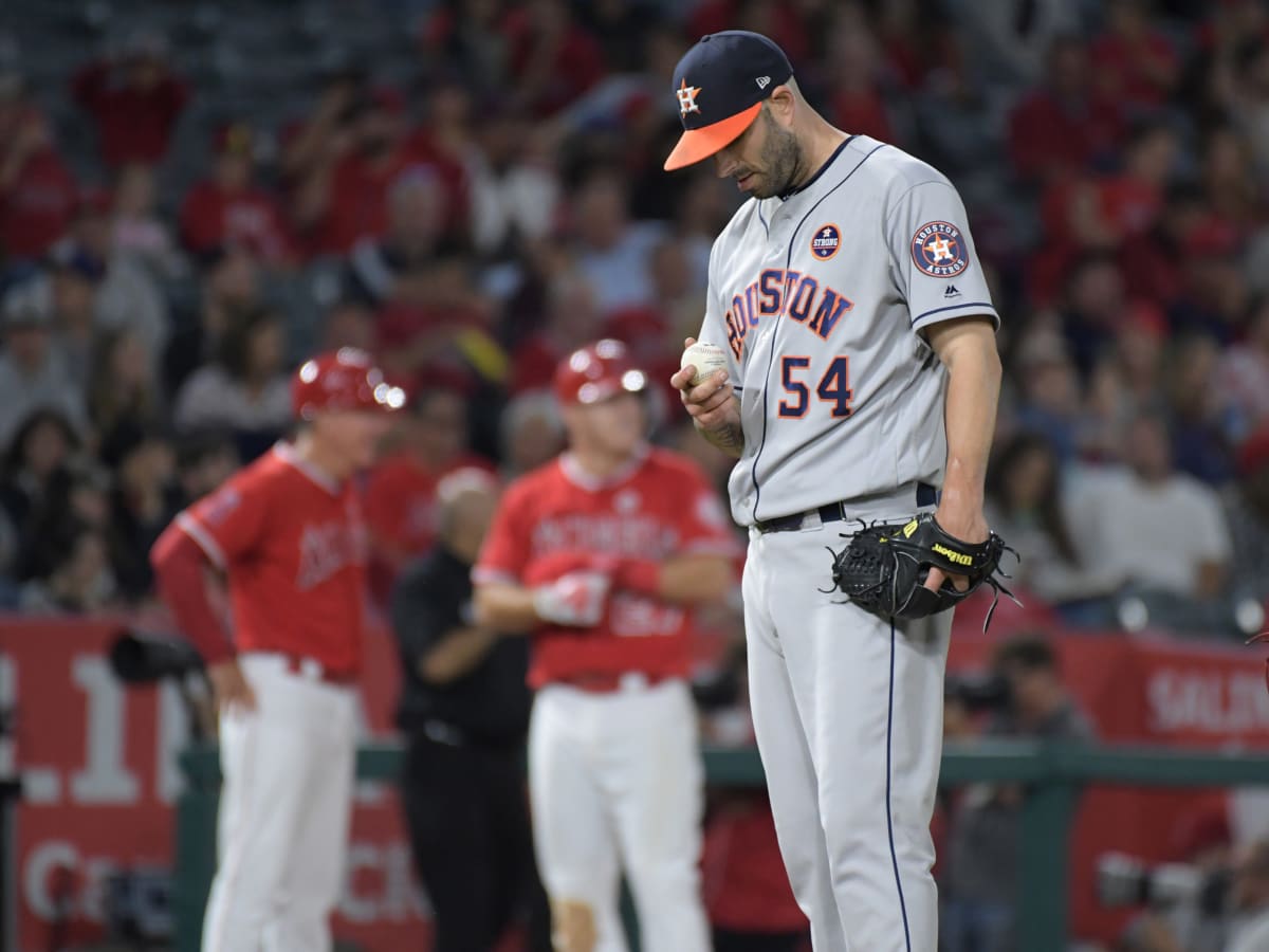 MLB: ¡Se queda! Mike Fiers firma con Atléticos de Oakland