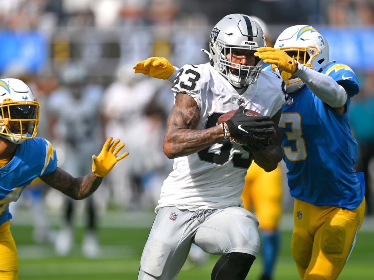 Raiders Agree To Contract Extension With TE Darren Waller