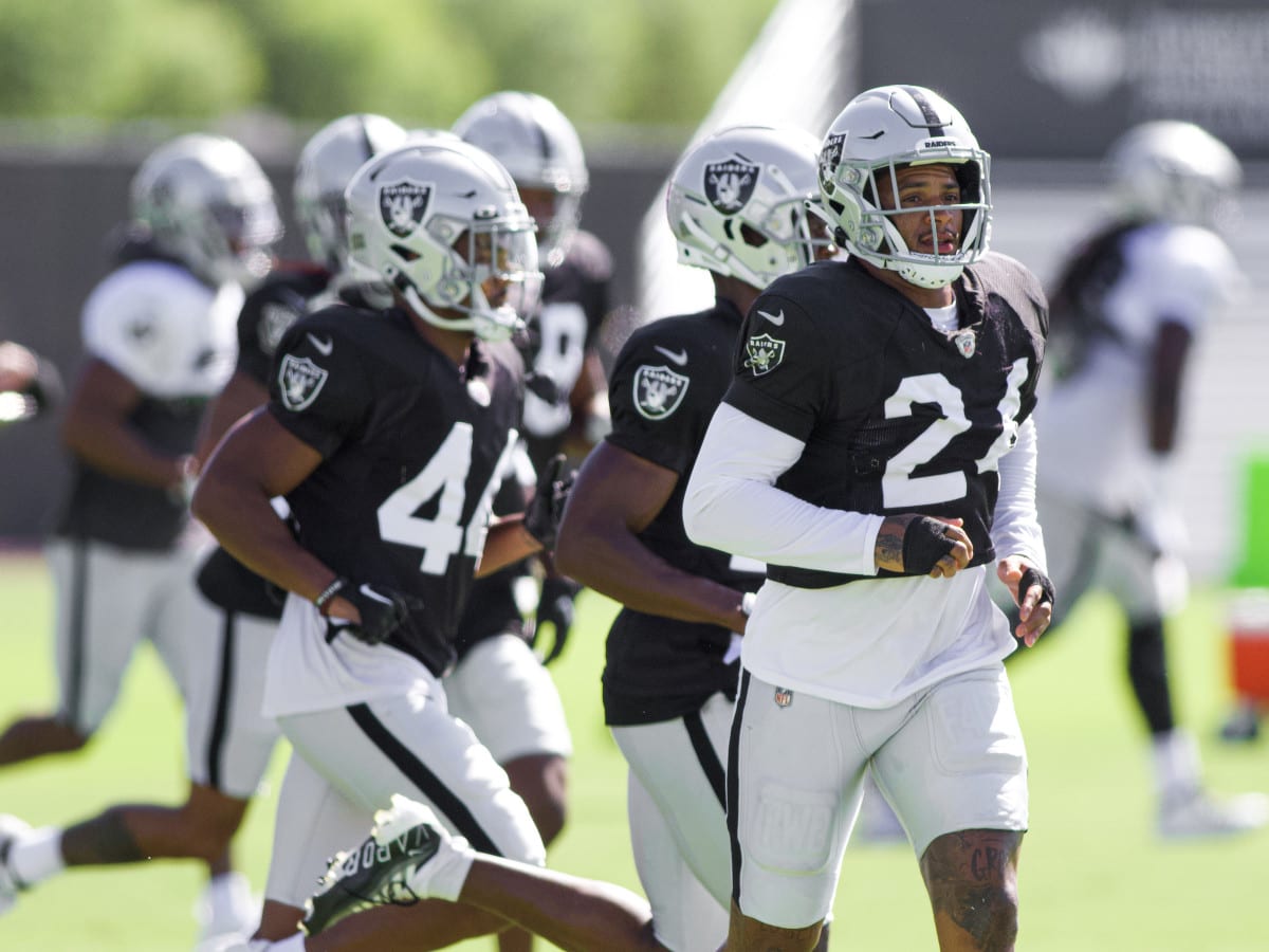 Las Vegas Raiders defensive back Johnathan Abram (24) runs during an NFL  football game against the Los Angeles Chargers Monday, Oct. 4, 2021, in  Inglewood, Calif. (AP Photo/Kyusung Gong Stock Photo - Alamy