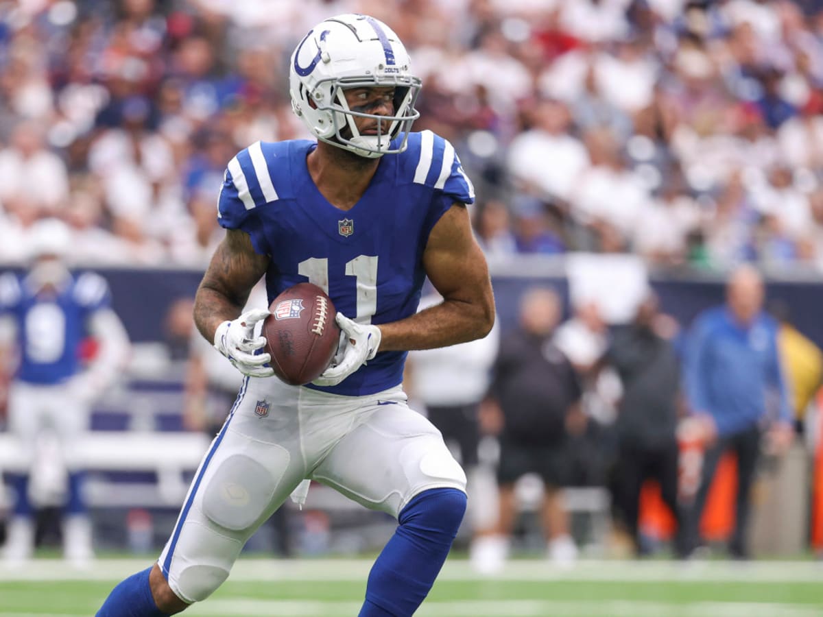 Indianapolis Colts' Shaquille Leonard Feeling 'Blessed' to Return vs.  Jacksonville Jaguars - Sports Illustrated Indianapolis Colts News, Analysis  and More