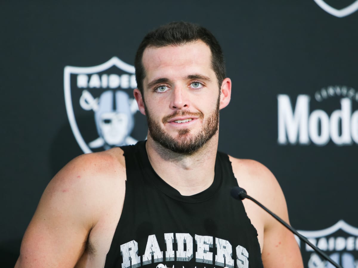 Derek Carr passionate about Silver and Black: 'I'm a Raider for life