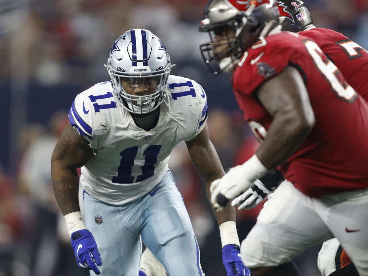 Dallas Cowboys' Micah Parsons visits with Cincinnati Bengals players after  their NFL football game in Arlington, Texas, Sunday, Sept. 17, 2022. (AP  Photo/Tony Gutierrez Stock Photo - Alamy