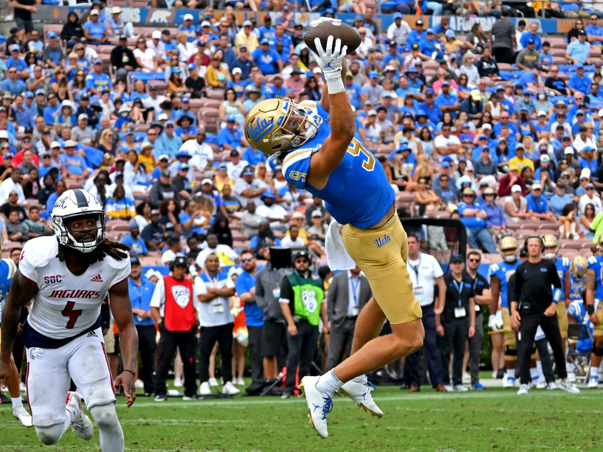 UCLA Football - NFL Bruins Anthony Barr & Osa Odighizuwa take the field in  the final game of Wildcard Weekend as the Cowboys play the Buccaneers at  5:15PM PT on ABC &