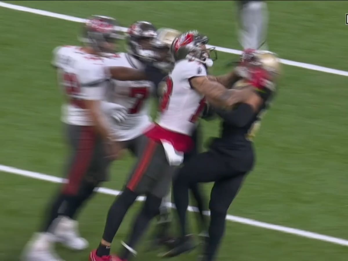 Mike Evans explains why he charged Marshon Lattimore - A to Z Sports