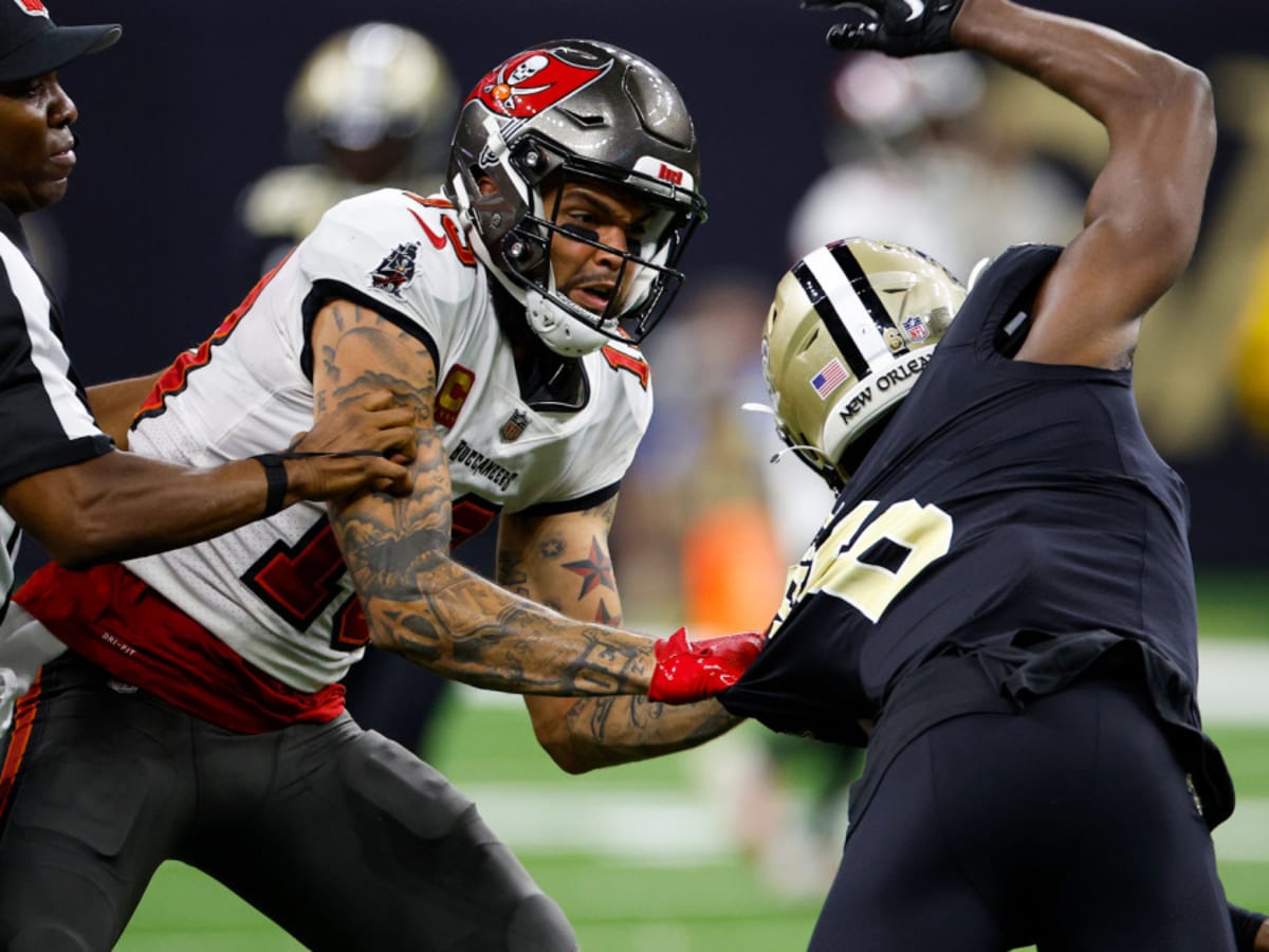 Watch: Fight Breaks Out During Bucs vs. Saints Game - The Spun