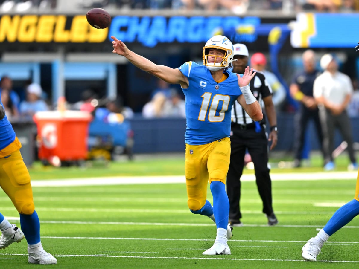 ODDSbible on X: With the LA Chargers leading Jacksonville Jaguars