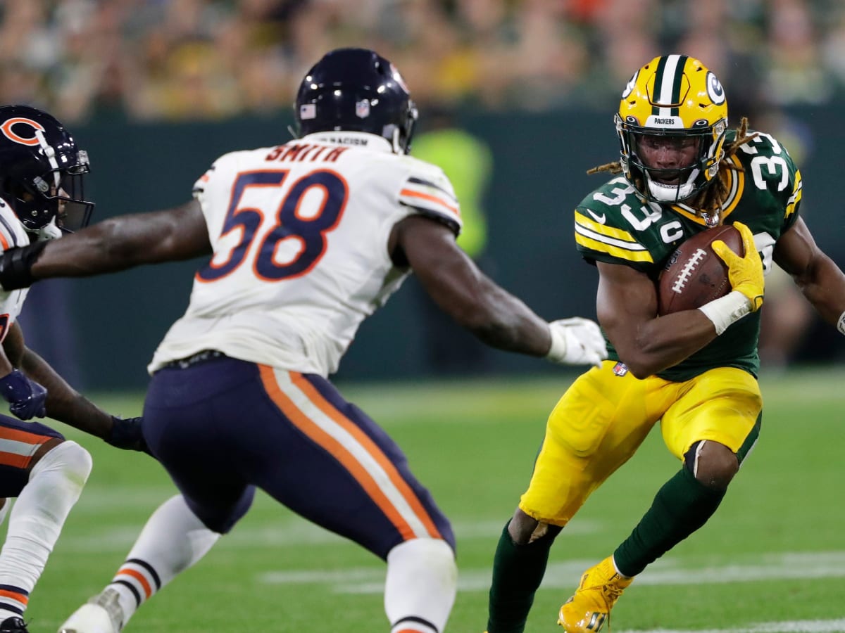 September 05, 2019: Chicago, Illinois, U.S. - Packers #33 Aaron Jones in  action during the NFL Game between the Green Bay Packers and Chicago Bears  at Soldier Field in Chicago, IL. Photographer: