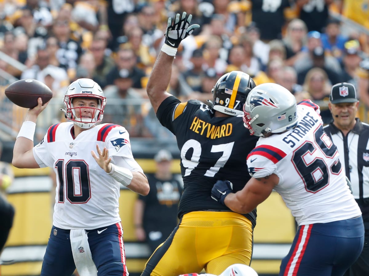 Prime Video: Patriots vs. Steelers