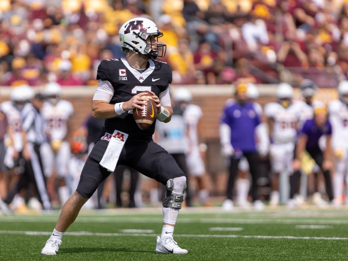 Minnesota quarterback Tanner Morgan is the consistent cornerstone of the  offense - Maize n Brew