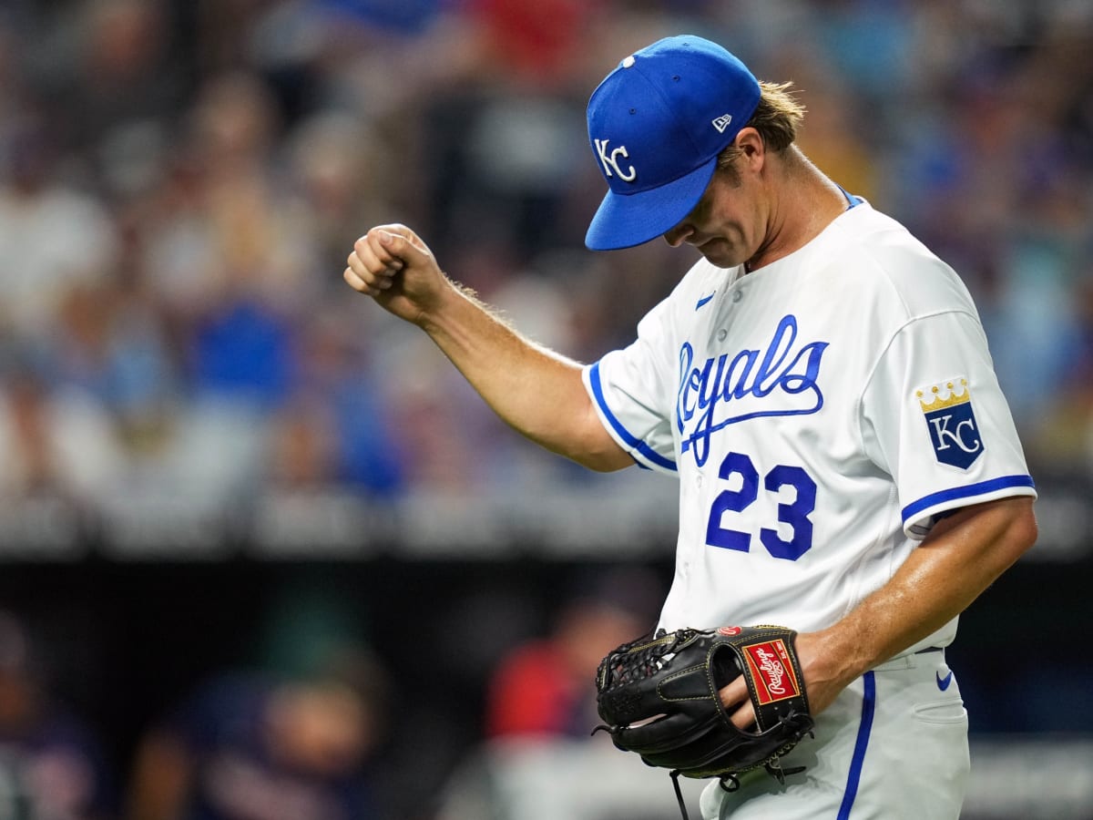 Royals pitcher Zack Greinke becomes 5th player to strikeout 1K different  batters