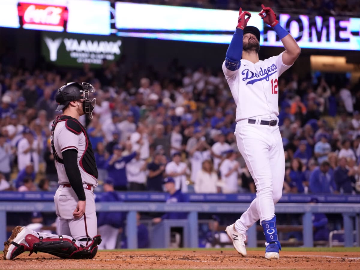 Dodgers: Scoreboard Reveals Incredible Moment From Joey Gallo