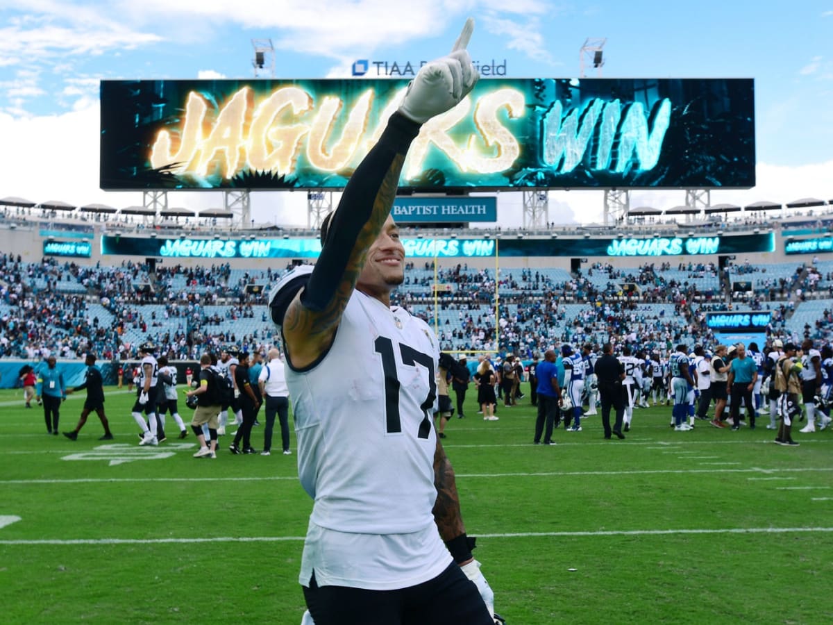 Los Angeles Chargers at Jacksonville Jaguars Betting Odds: Wild Card Round  Point Spread, Moneyline, Over/Under - Sports Illustrated Los Angeles  Chargers News, Analysis and More