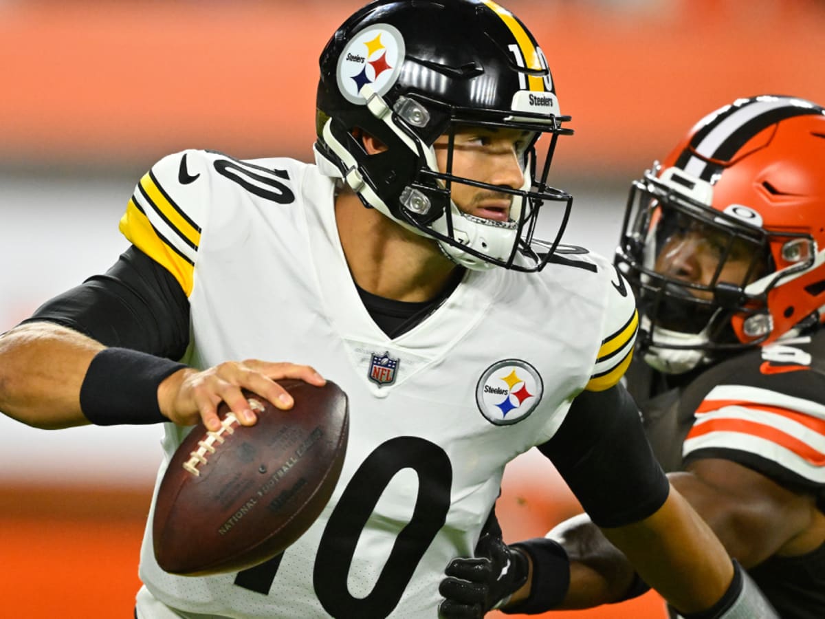 Definitively no'; Mike Tomlin rules out quarterback change following  Steelers loss to Browns - CBS Pittsburgh