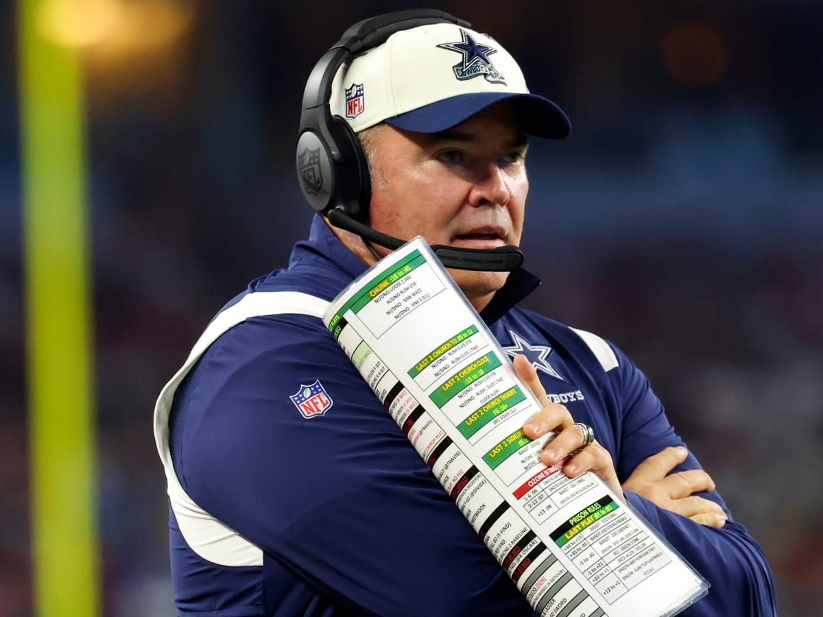 Cowboys – Bucs: NFL fans had jokes about Mike McCarthy's hoodie