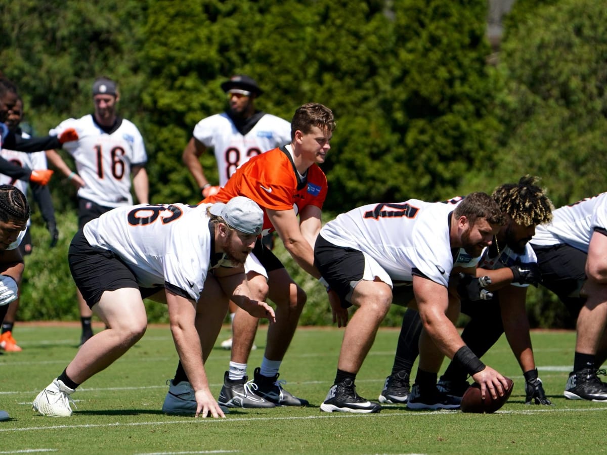 Cincinnati Bengals wear new white helmets during Friday practice