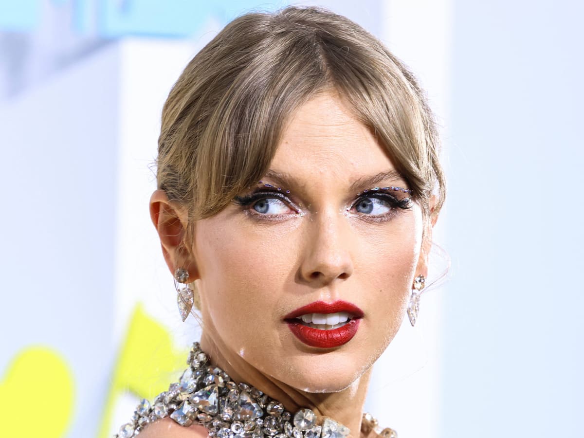 NFL Drops Hint That Taylor Swift Could Be Super Bowl LVII Halftime Show Act