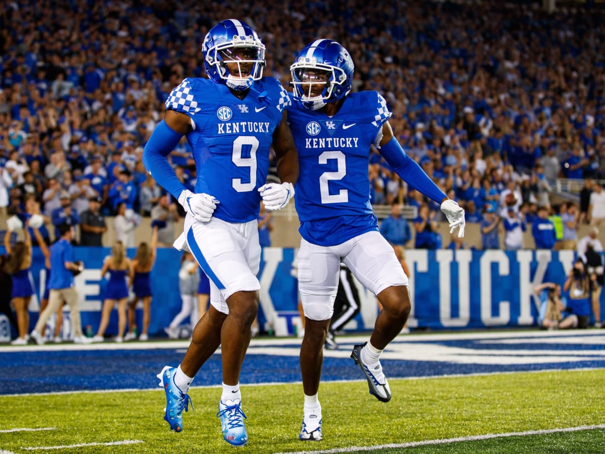 Barion Brown kickoff TD nearly ends in disaster for Kentucky Wildcats  Football - A Sea Of Blue