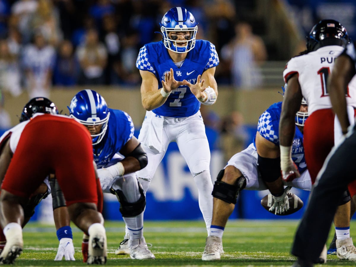 Sheron starts at QB for No. 13 Kentucky for injured Levis