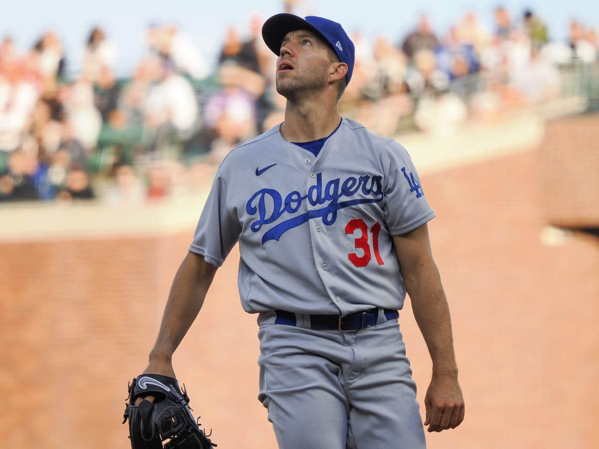 Column: How should Dodgers fans respond when Julio Urias takes the
