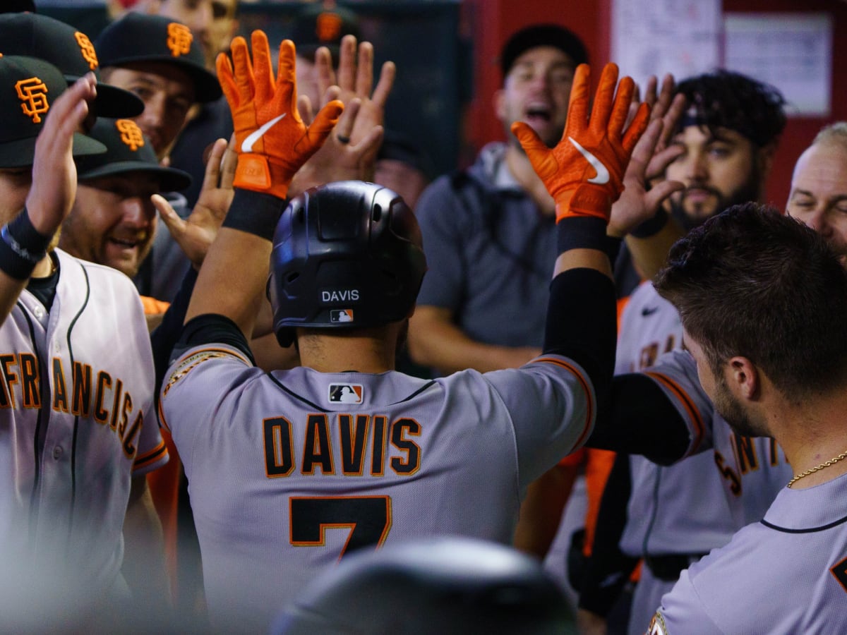 MLB final: Giants can't break through against old foes in 3-2 loss