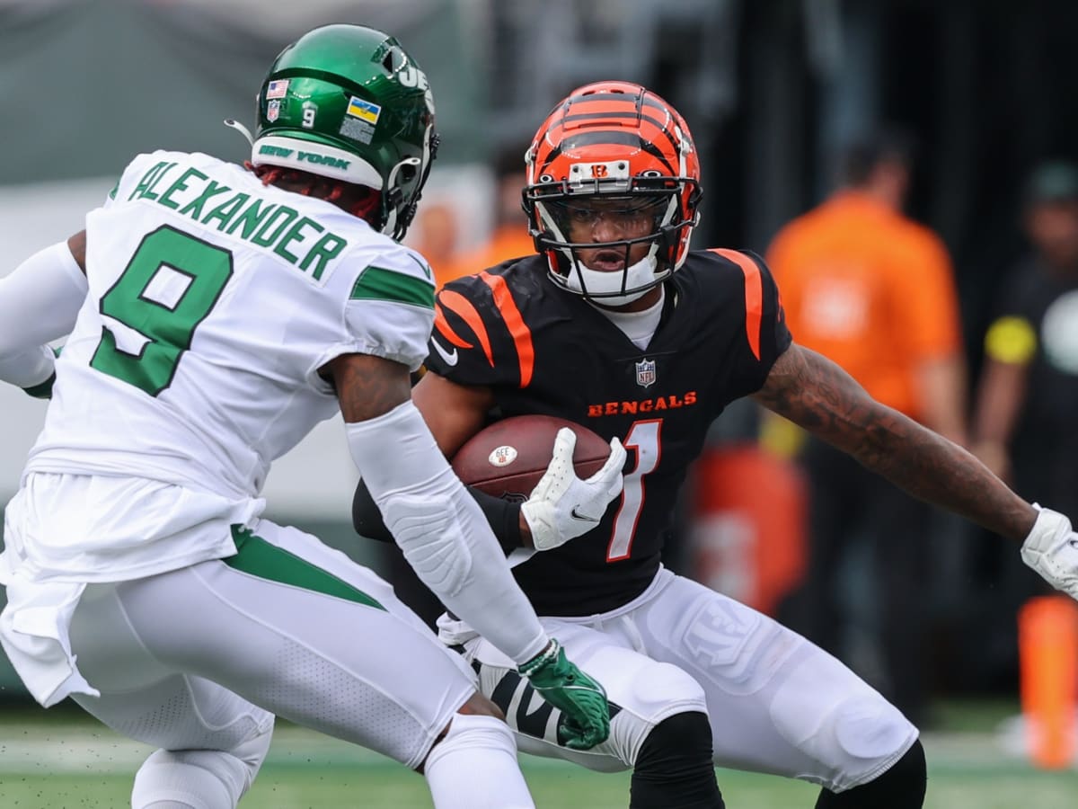 Watch: Cincinnati Bengals Celebrate 27-12 Victory Over New York Jets - BVM  Sports