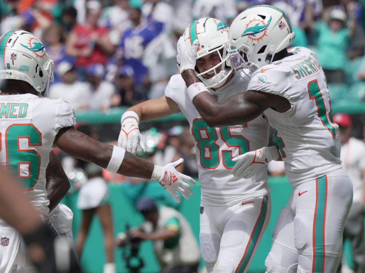 Miami Dolphins #24 Corner Back Sean Smith. The Miami Dolphins defeated the  New York Jets 30-25 at Giants Stadium Rutherford, NJ. (Credit Image: ©  Anthony Gruppuso/Southcreek Global/ZUMApress.com Stock Photo - Alamy