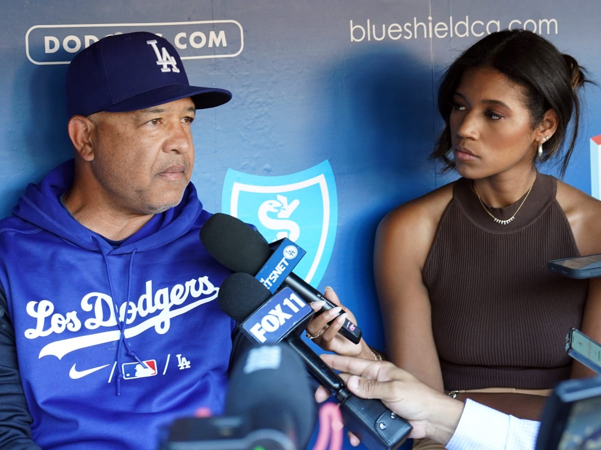 For Dave Roberts, lefty-righty not quite almighty