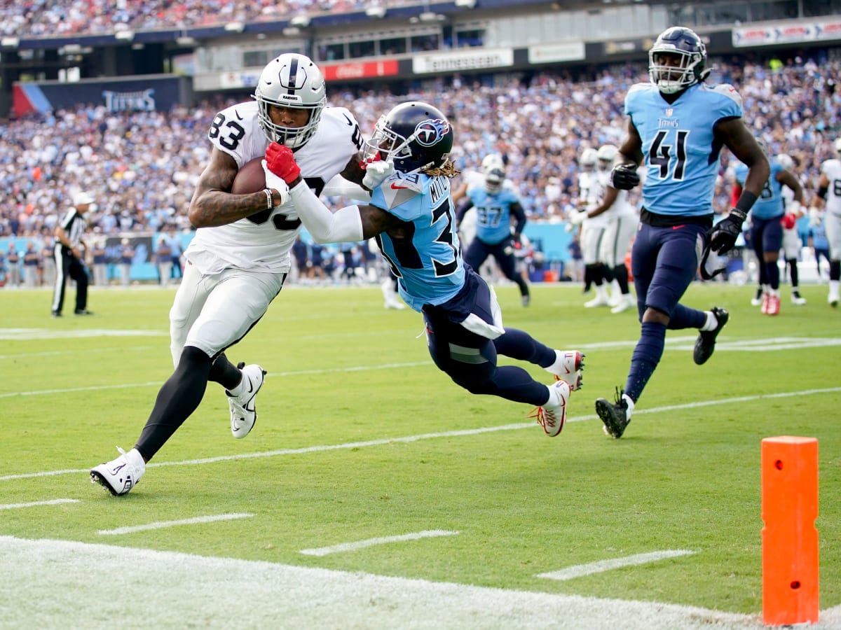 Las Vegas Raiders tight end Darren Waller pushes past Tyrann