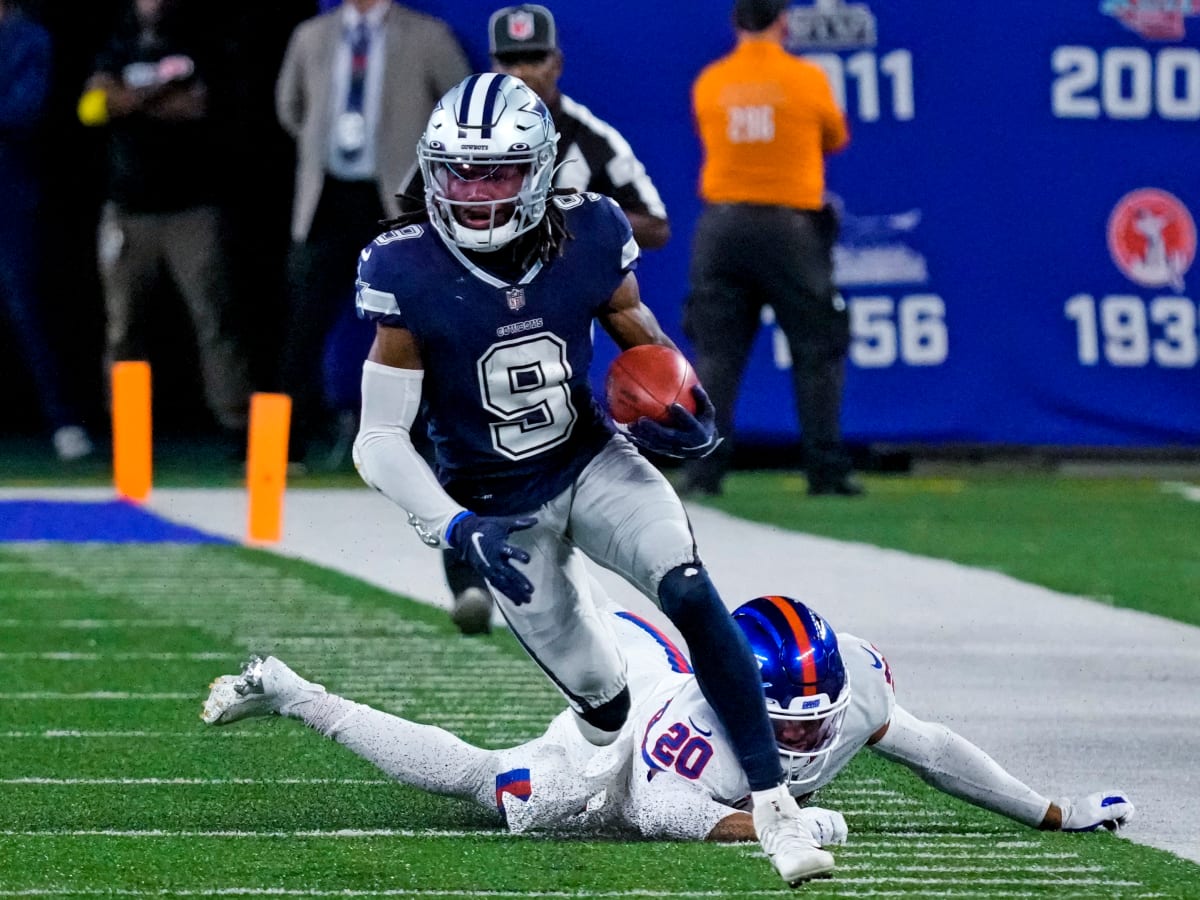 Cowboys WR KaVontae Turpin Scores on KR & PR in 1st Half ✭ Inside