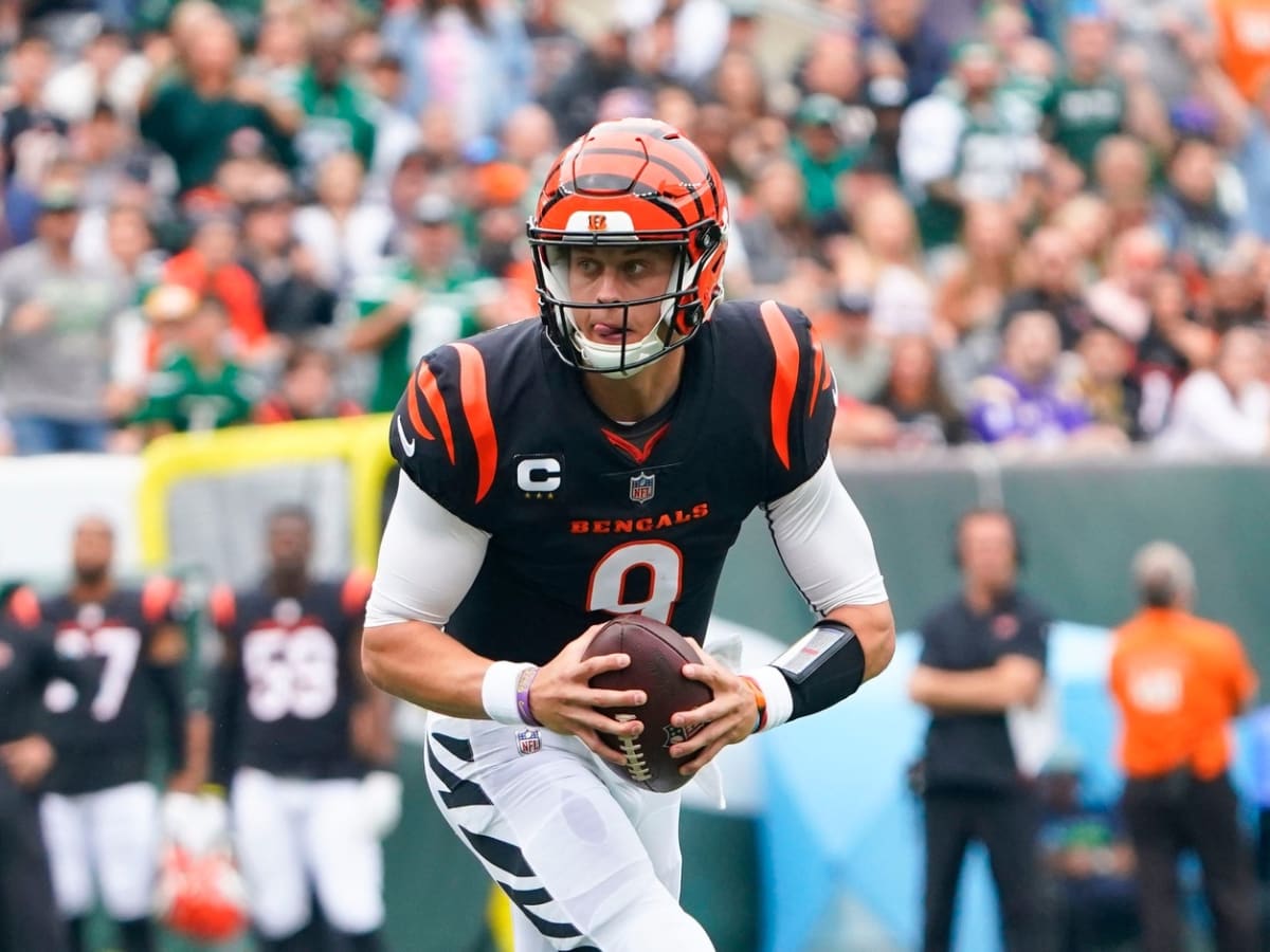 Joe Burrow Rolls Up to Chiefs-Bengals Wearing Black Turtleneck