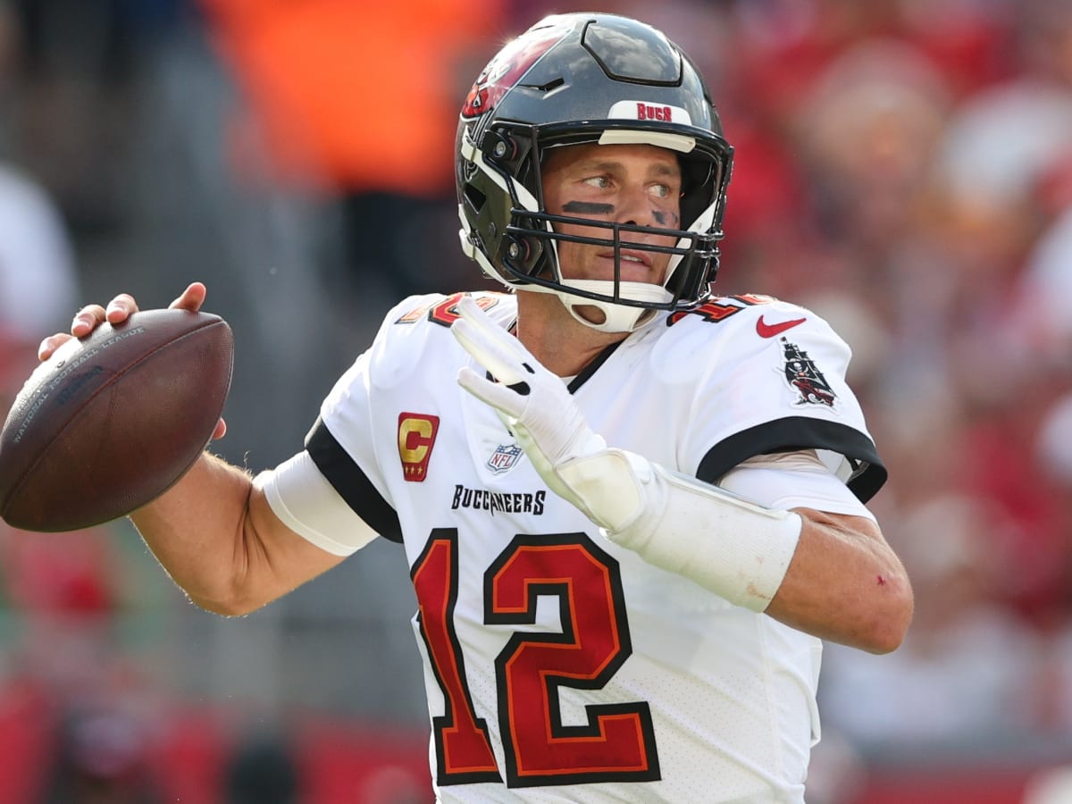 Tom Brady addresses Hurricane Ian ahead of Buccaneers vs Chiefs