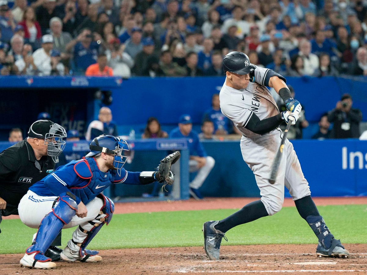 Aaron Judge hits home run 61, but Barry Bonds holds record