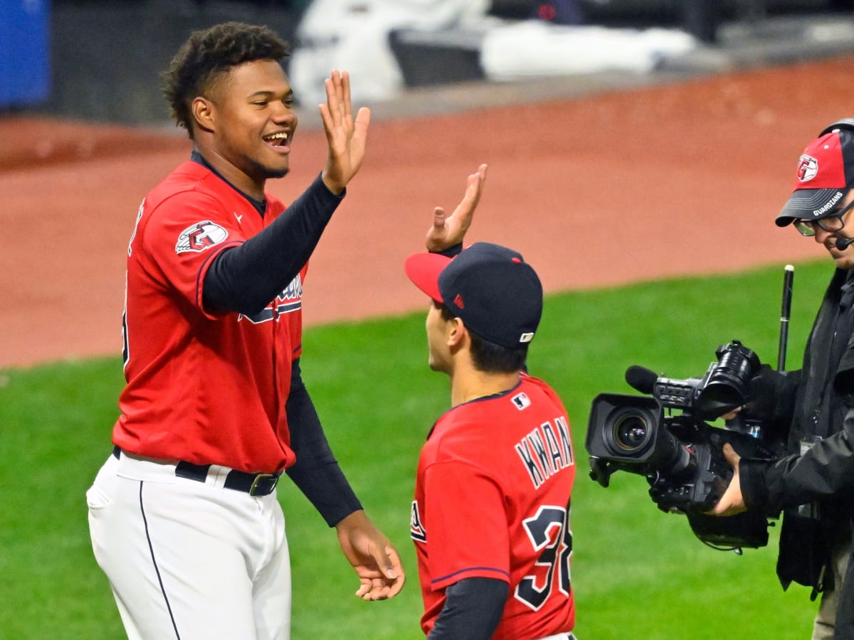 Rays top Guardians 6-5 in 11, move up in AL wild-card race