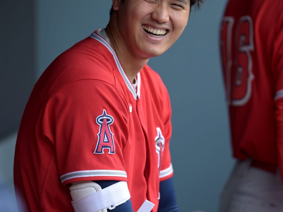 Angels News: Watch Shohei Ohtani Get Splashed and Try Not to Smile - Los  Angeles Angels