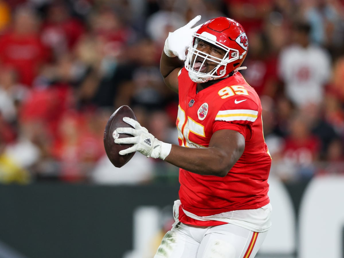 Chiefs' Chris Jones 'super pleased' with contract but 'would change'  holdout approach if given another chance