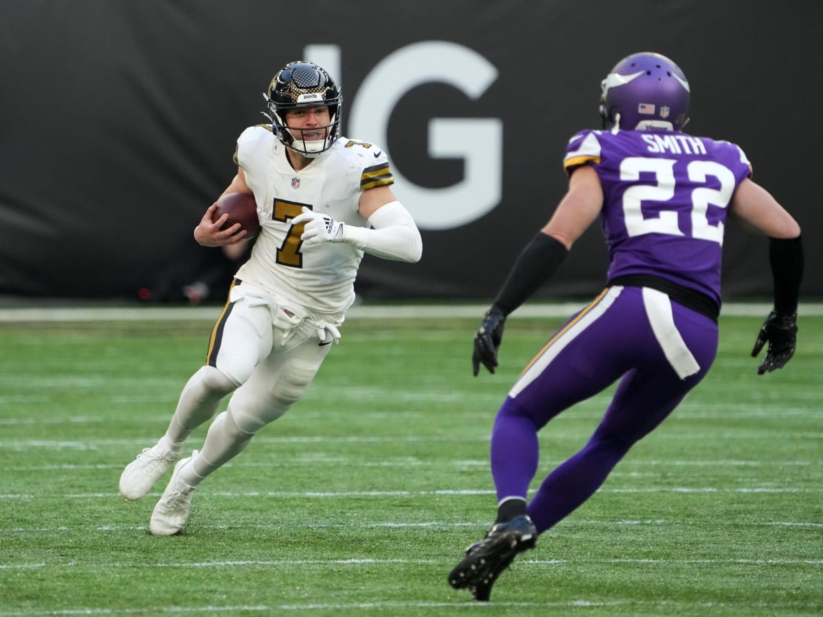 Vikings' Harrison Smith took friendly fire to gonads, didn't injure wrist -  Sports Illustrated Minnesota Sports, News, Analysis, and More