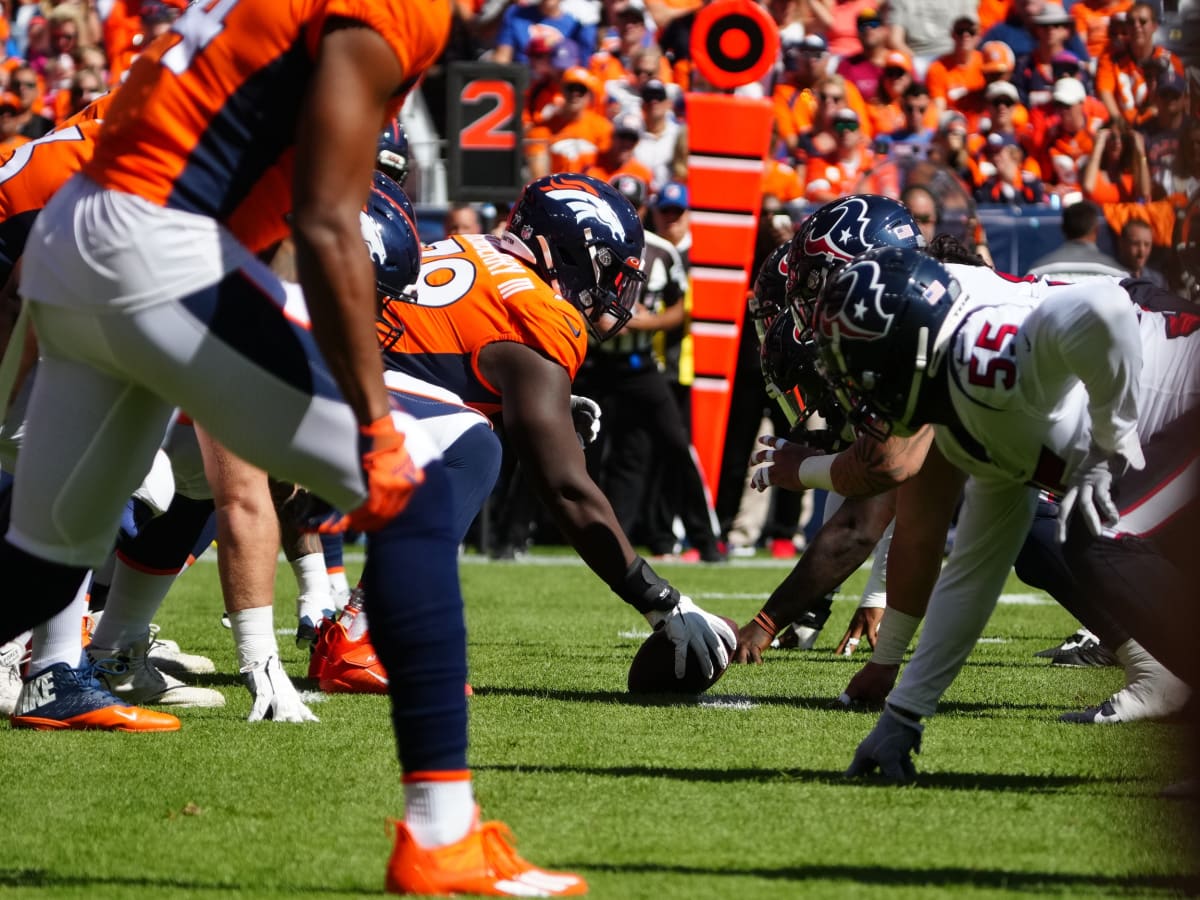 Denver Broncos: Lloyd Cushenberry receives low ranking among centers